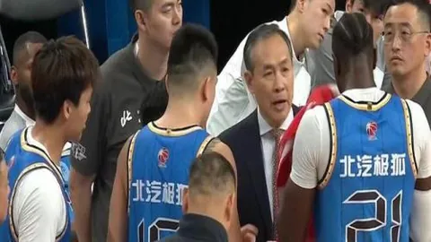 米兰观察：托莫里连续六场未首发，或考虑夏季转会离队