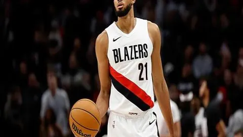 NBA四连胜后专家预测：大乐透期号剧本分析及前区十码推荐